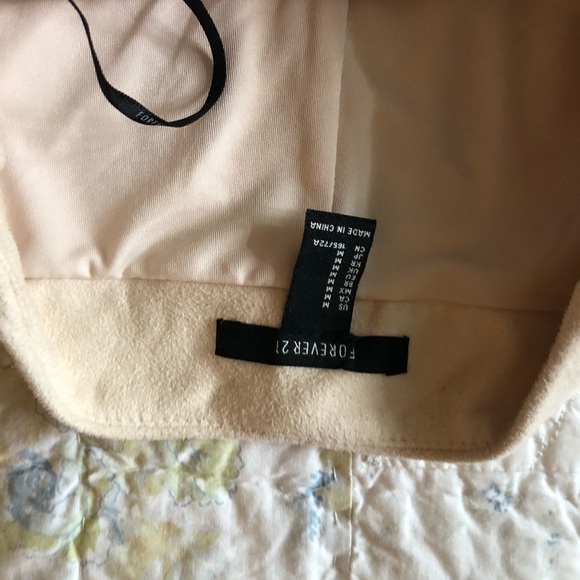 Forever 21 NWT shorts - Picture 2 of 4